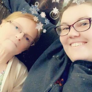 Meet your Posher, Casandra